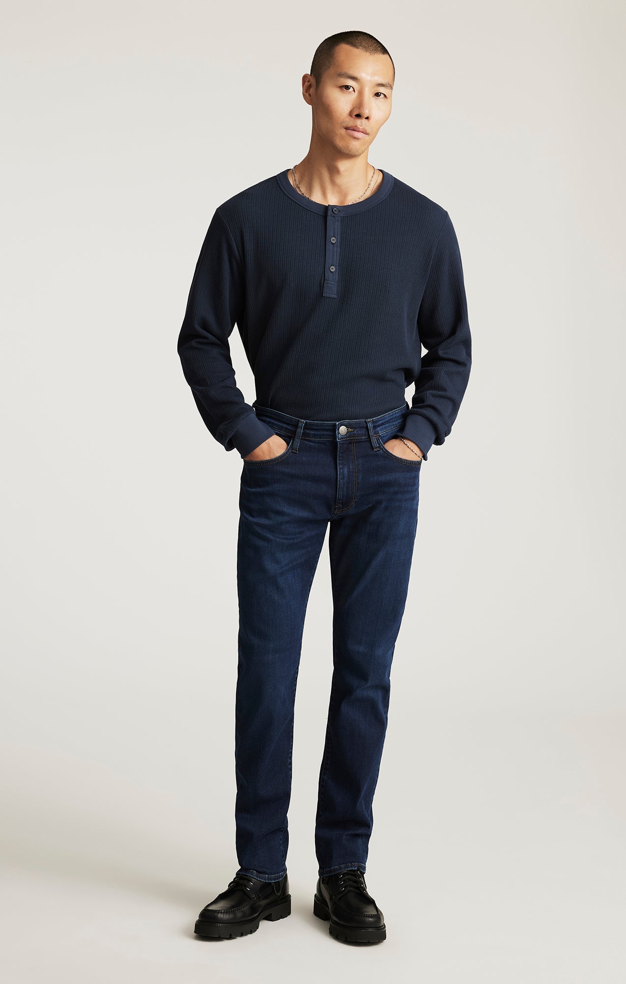 Marcus Slim Straight Leg