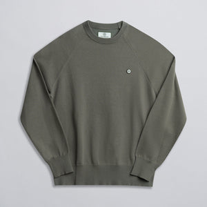 LIGHT WEIGHT KNIT SWEATER
