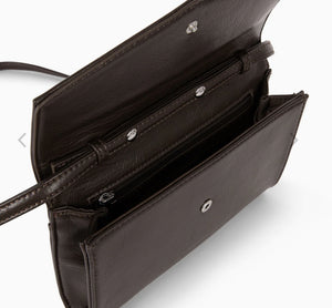 LILIAN VEGAN CLUTCH – THEME