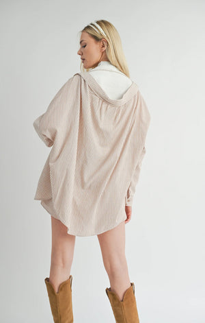 Canyon Land Slouchy Back Shirt