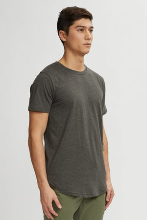 Eazy Scoop Tee