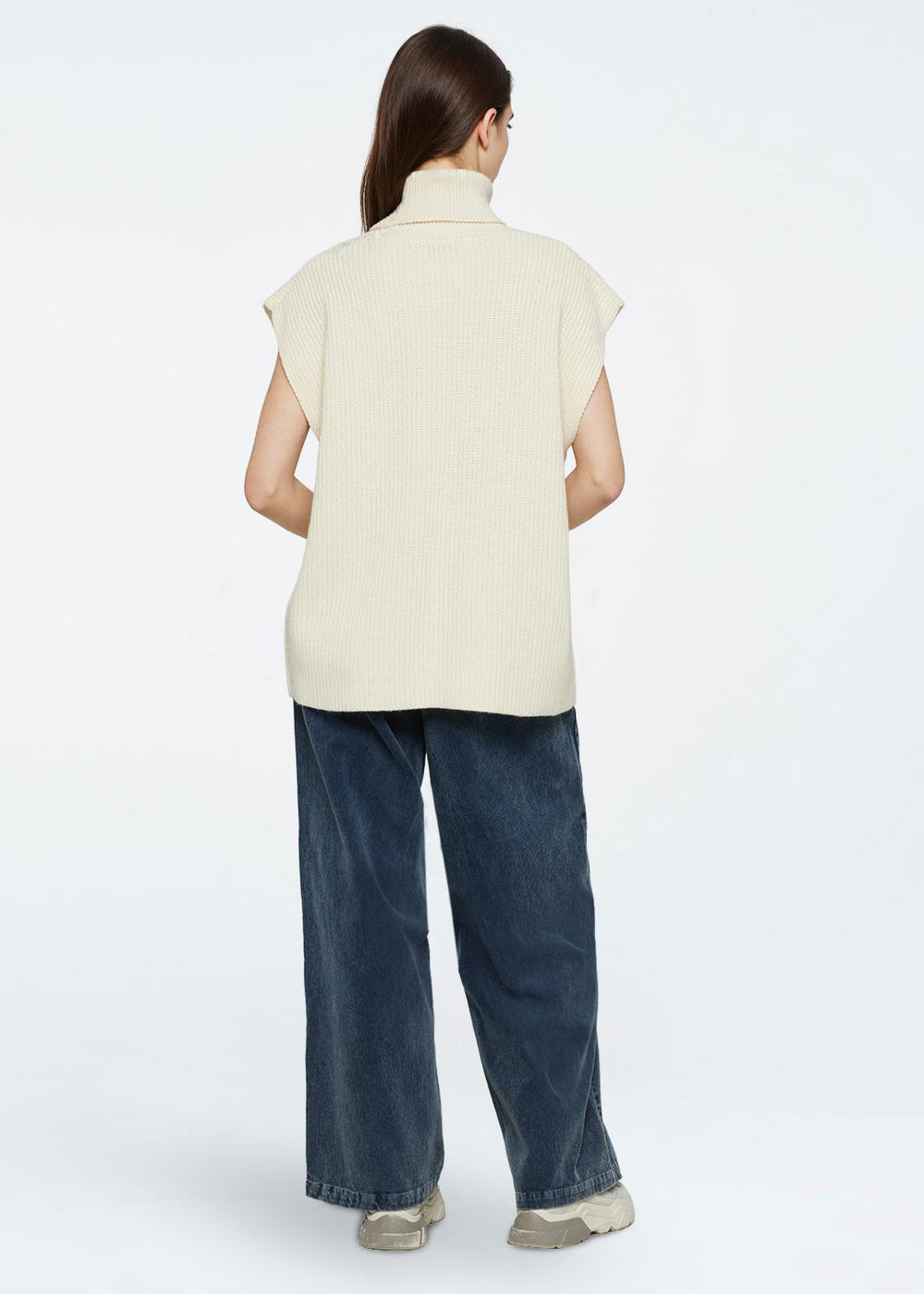 Naja Knit Vest 9954