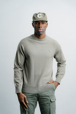 LIGHT WEIGHT KNIT SWEATER