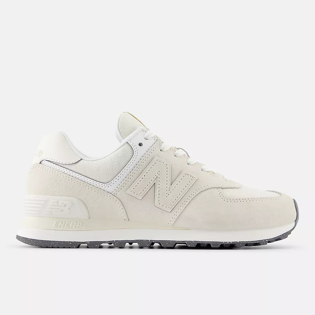 W New Balance 574