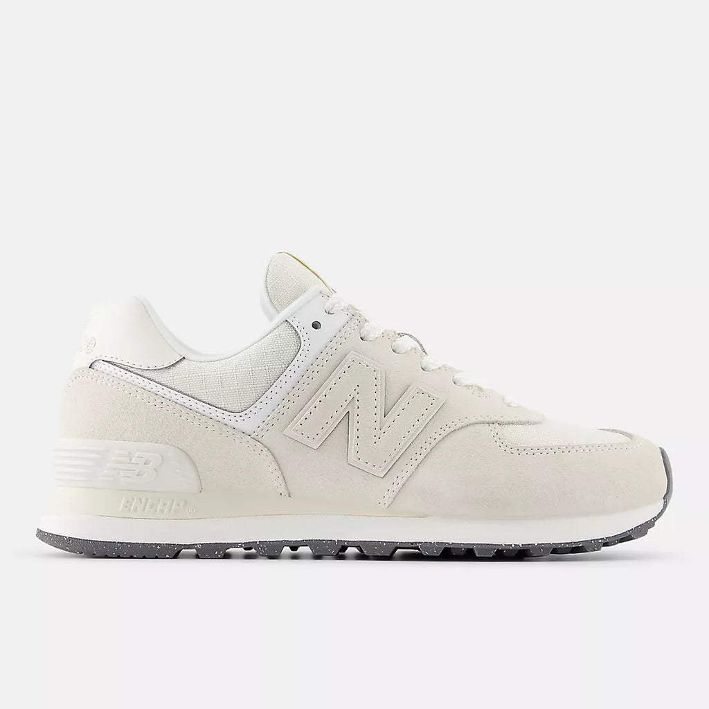 W New Balance 574